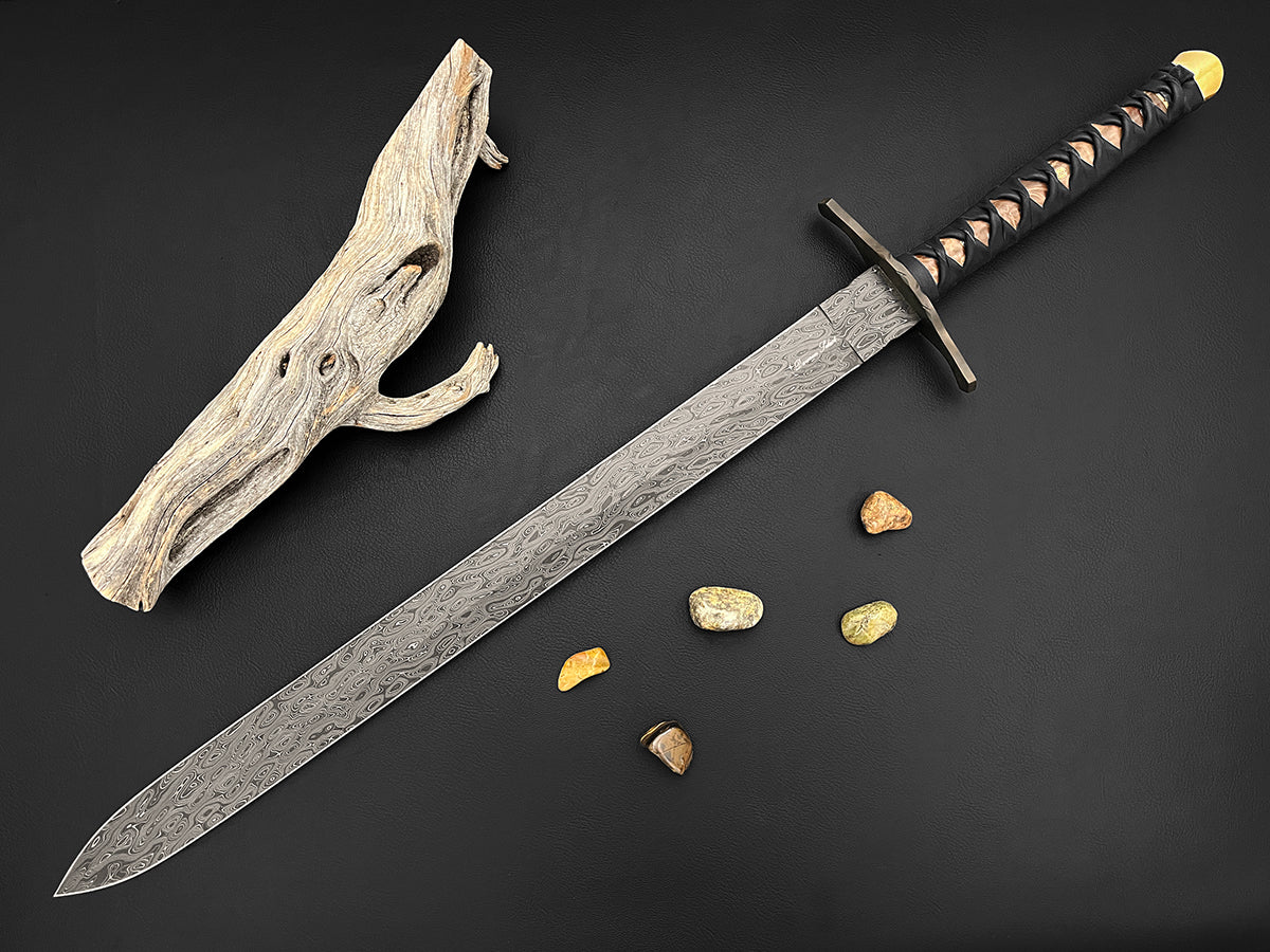 22" Crusader | European Style Sword | Dawson Select Steel | Maplewood